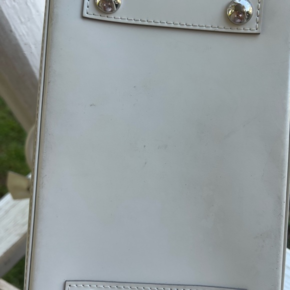 Louis Vuitton Alma PM Epi Leather Blaco (White) - Picture 8 of 14